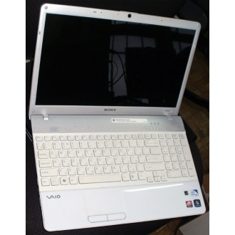 Ноутбук Sony Vaio VPCEB3E1R (Intel Pentium P6100 (2x2.0Ghz) /4096Mb DDR3 /320Gb /Radeon HD5470 /15.5" TFT 1366x768) - Котельники